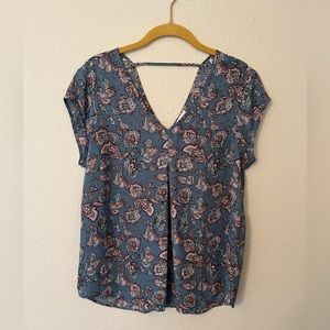 DR2 Short Sleeve Floral Top